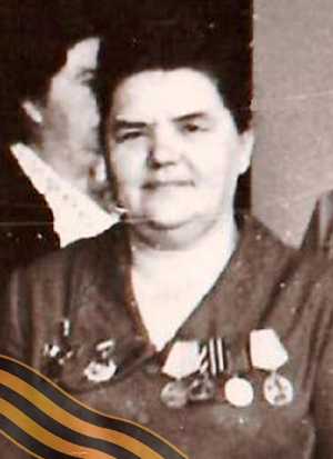 АРТАМОНОВА Анна Кузьминична