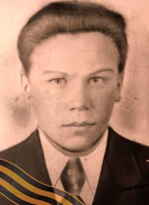 БАКОТИН Лев Александрович